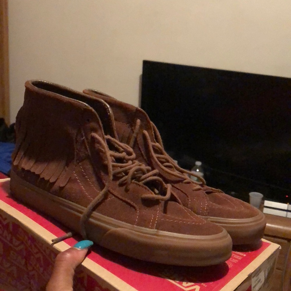Sneakers